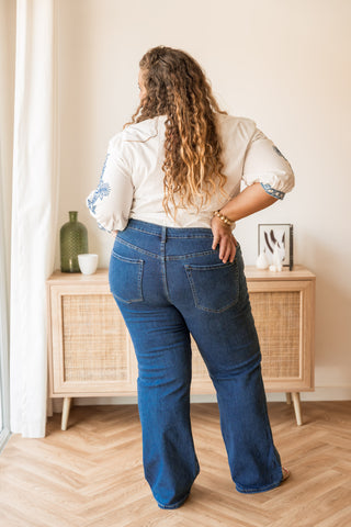 Jean Flora