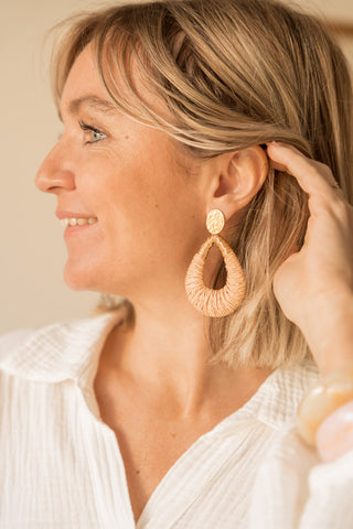 Boucles d'oreilles Alma beige